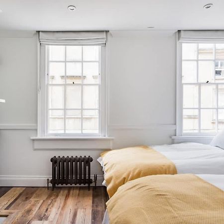 Central Georgian Townhouse With Free Parking Bath Bagian luar foto
