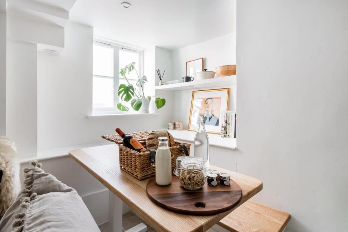 Central Georgian Townhouse With Free Parking Bath Bagian luar foto