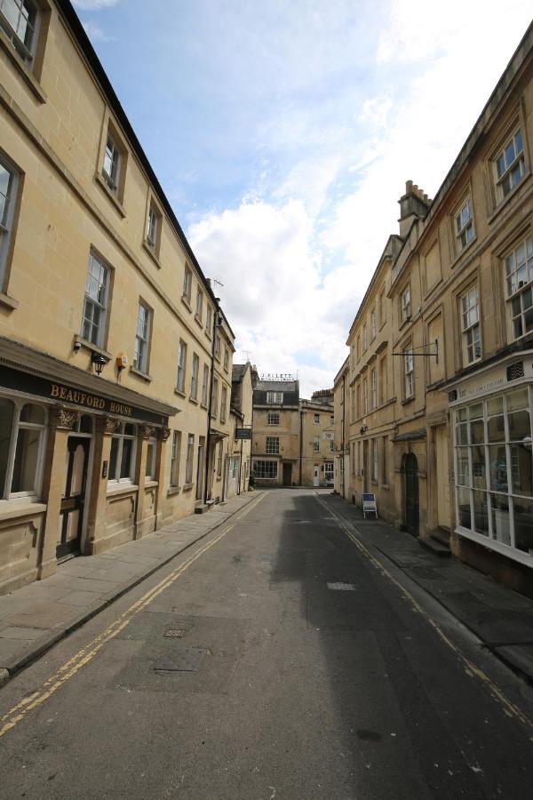 Central Georgian Townhouse With Free Parking Bath Bagian luar foto