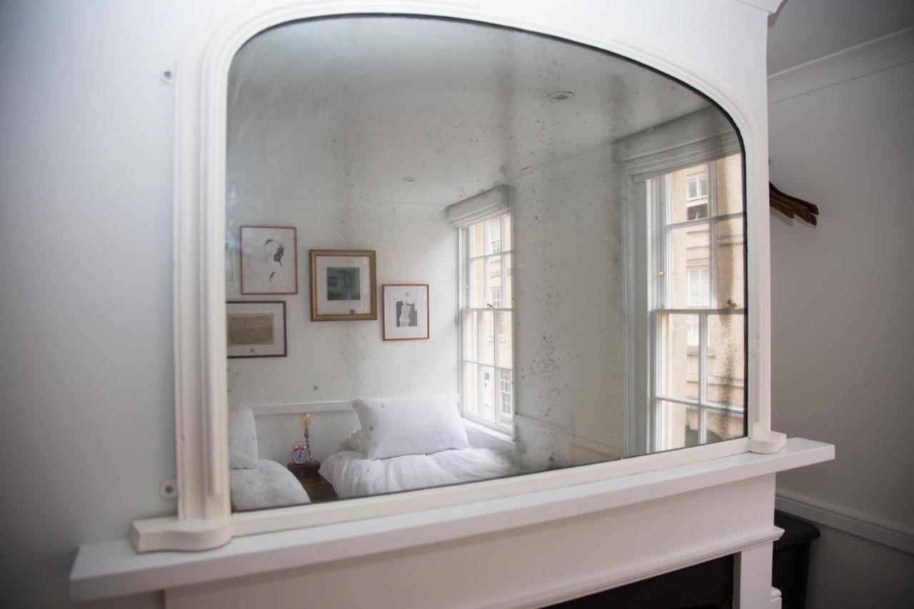 Central Georgian Townhouse With Free Parking Bath Bagian luar foto