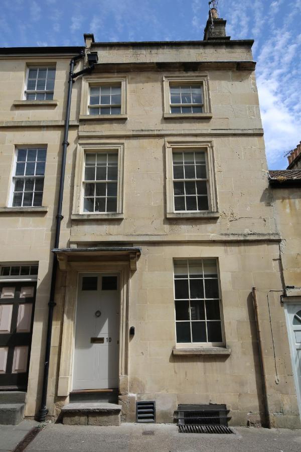 Central Georgian Townhouse With Free Parking Bath Bagian luar foto